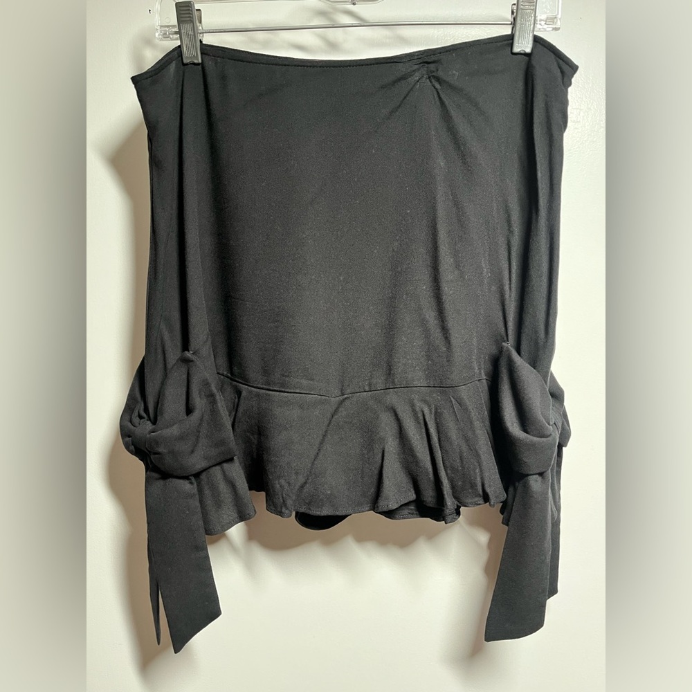 Cute goth “skort”